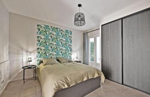 Avignon City Centre Apartment | L'Olivier - 2 terrasses - Clim AC - WIFI - PROCHE THEATRES