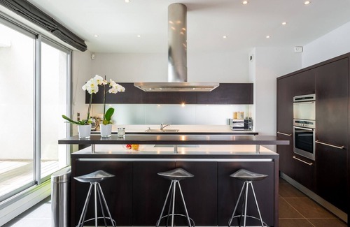 5th Arrondissement House | L'Olivier - Contemporary House