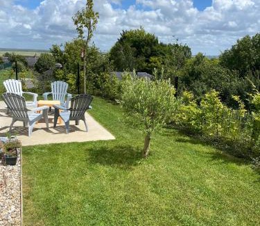 Saint-Valery-sur-Somme Apartment | L'Olivier en Baie, T3 de standing avec jardin, vue baie, parking privé
