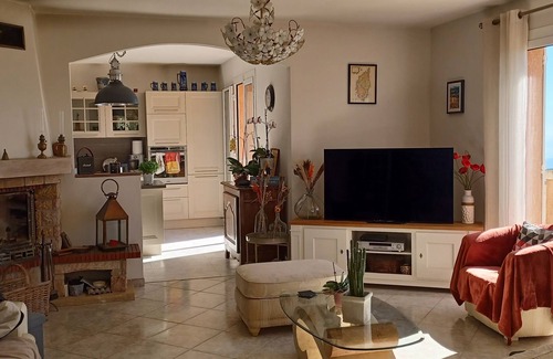 Sainte-Agnes House | L 'olivier