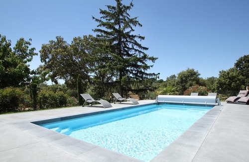 Grignan Villa | L'Olivier maison With jacuzzi pool in quiet area with great service