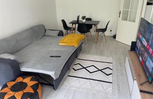 Deuil-la-Barre Apartment | L'Olympe de Deuil 10 min de Paris 1 min de la gare
