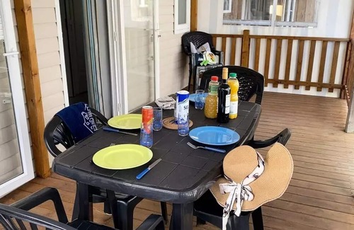 Saint-Hilaire-de-Riez House | L'Orée des Pins Residential Estate * - Mobil home PREMIUM - 32m2 - 2 bedrooms + terrace 4 to 5 people - 4 pers. included in the tariff
