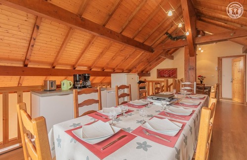 Yenne House | L'oree DU Bois - Yenne