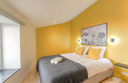 Villefranche-sur-Saone Apartment | L Original - TravelHome - Free wifi - 6 travelers