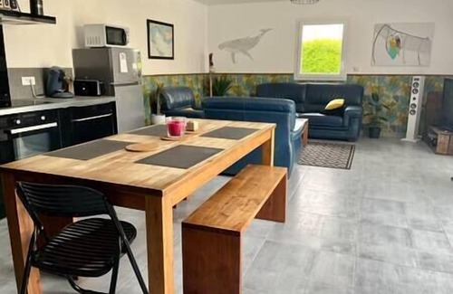 Saint-Come-de-Fresne House | L'Ostréa, house with garden 200m from the sea-wifi