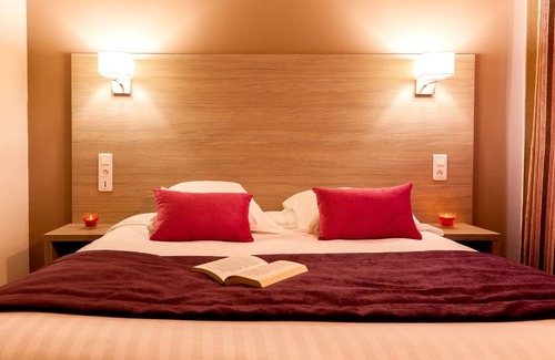 Vezac Hotel | L'Oustal de Vézac