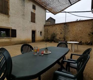 Frayssinet-le-Gelat House | L Oustal du Malbernat