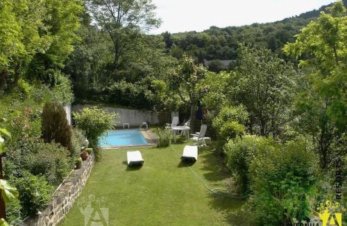 Saint-Nectaire House | L'Oustalou