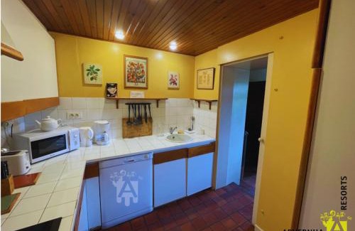 Saint-Nectaire House | L'Oustalou