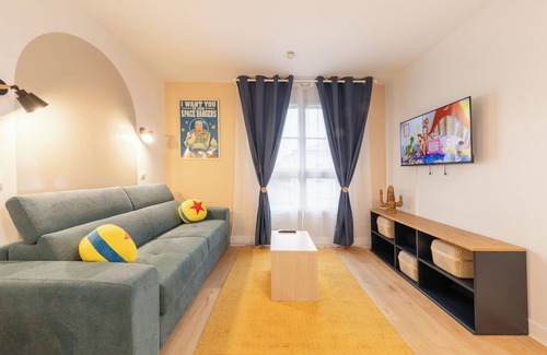 Serris Apartment | L'Univers d'Andy 5 minutes from Disneyland