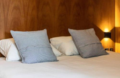 Reforma House | L201 New Apt 1 Bdrm 1 Bath Fits 6 AC Rooftop