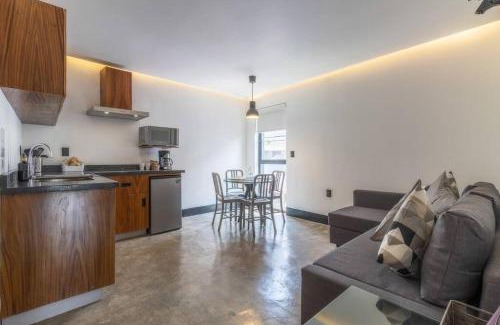 Reforma House | L201 New Apt 1 Bdrm 1 Bath Fits 6 AC Rooftop