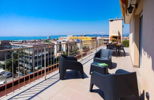 Saint-Laurent-du-Var Apartment | L43 Suite Maurice sea view 6Pax/Terrace,Parking,AC