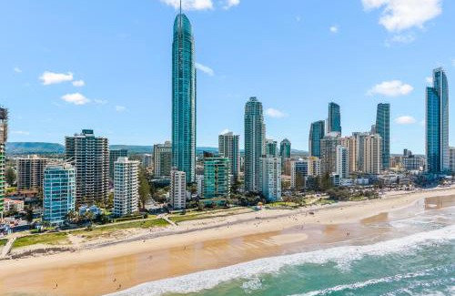 Surfers Paradise Apartment | L55 Luxury 4BR City And Ocean View Apartment with SPA