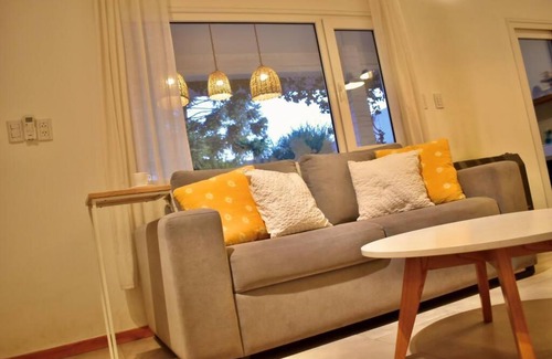 Santa Rosa House | La Araucaria - A mts RN 5 y 35