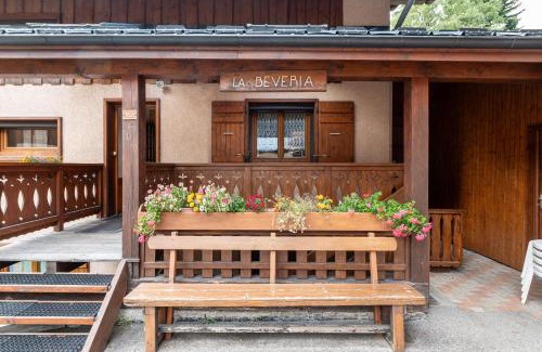 Pralognan-la-Vanoise Apartment | La Bévéria