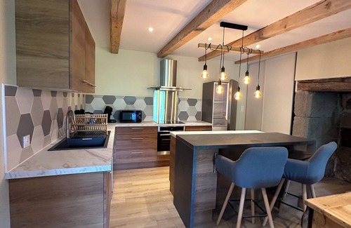 Lavigerie House | 🏡 La Bòria del Puei - Gîte de Charme au Pied du Puy Mary 🌄