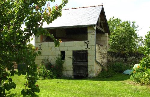 Beaumont-en-Veron Bed & Breakfast | La Balastière