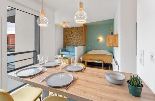 Madeleine-Champ de Mars Apartment | La Baleine Blanche