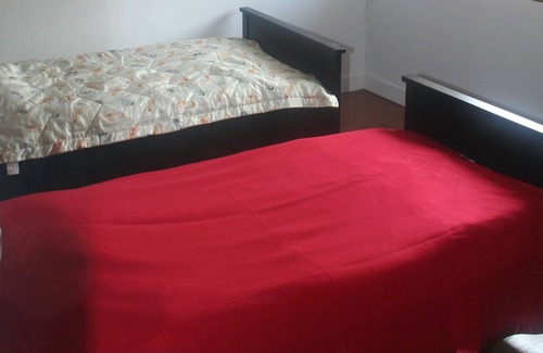 Grandcamp-Maisy Cottage | La Barre fisherman's house 200 m from the beach and shops