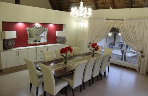 Vaalwater House | La Barune Game Lodge