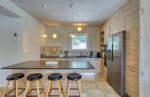 Lioux Villa | La Bastide d'Eloise - Lioux - Ideal for families