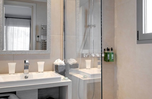 Biot Hotel | La Bastide de Biot