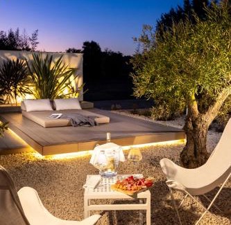 Aix-en-Provence House | La Bastide de Damien, 5 clefs Demeure d'Exception et Table Remarquable dans le guide Teritoria, JACUZZI Privatif, Cuisine étoilée Dominique Frérard