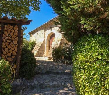 Bonlieu-sur-Roubion House | La Bastide De Sauvetas