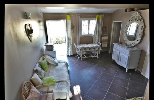 Le Castellet Bed & Breakfast | La Bastide des Sources