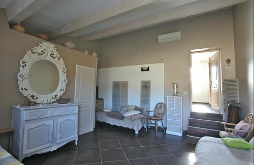 Le Castellet Bed & Breakfast | La Bastide des Sources