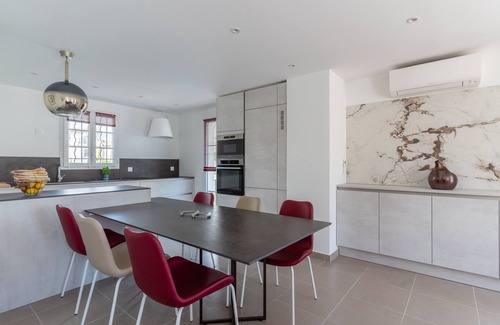 Aigues-Mortes House | "La Batelière" Aigues Mortes, 4 bedrooms, 124m2, private pool, great comfort.
