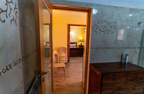 Hunedoara House | La Bebe 1 Bed