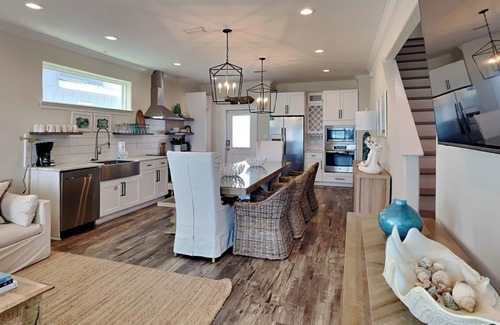 Navarre Beach House | La Bella Luna | Steps from Beach, Stunning Views!