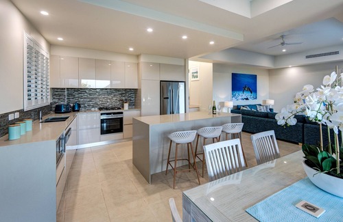 Hamilton Island Villa | La Bella Waters 2 Hamilton Island