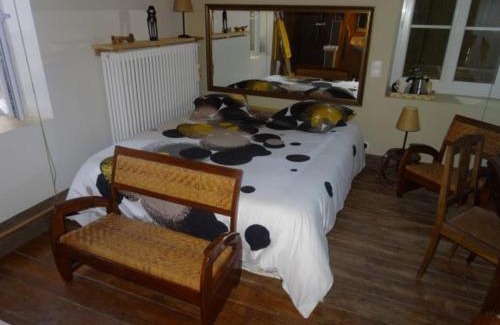 Saint-Bonnet-en-Bresse Bed & Breakfast | LA BELLE D'ANTAN