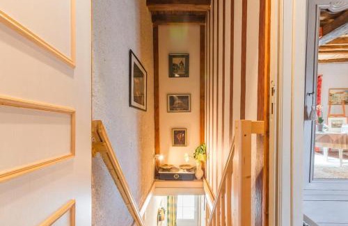 Saint-Andelain House | La Belle des Champs