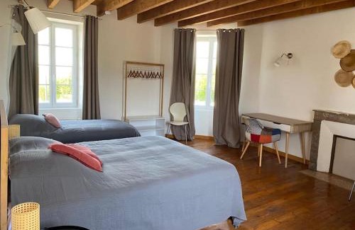 Saint-Mars-la-Reorthe House | La Belle Etape grand gîte familial, 10min du Puy duFou