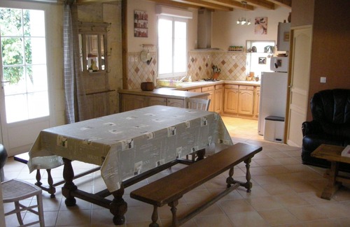 Chalais House | "La Belle Etoile" is a charming typical french cottage in a peacefull setting