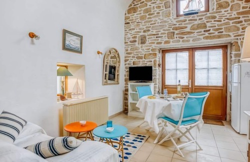 Saint-Pierre-Quiberon House | La Belle Océane by Interhome