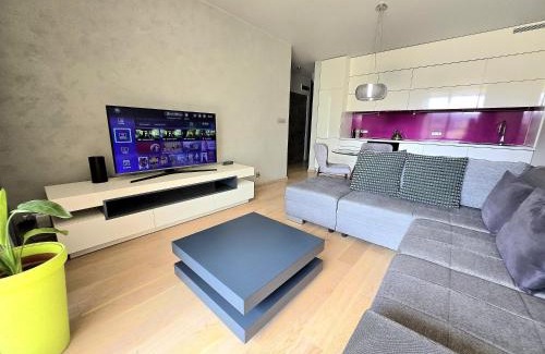 City Centre Apartment | LA BELLE SUITE near Old Town & Kazimierz UNDERGROUND GARAGE INCLUDED