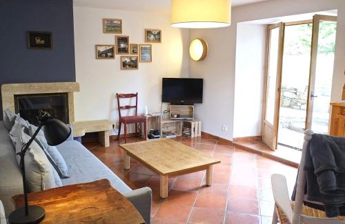 Naves-Parmelan Apartment | La Bergerie apartment in an old farmhouse!