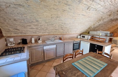 Hures-la-Parade Cottage | La Bergerie, Gîte de France 4 épis, private heated pool.