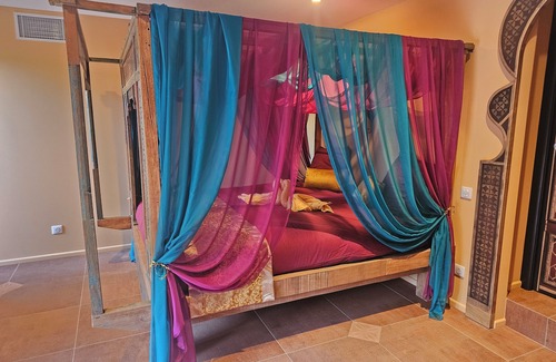 Besse-sur-Issole Bed & Breakfast | La Bess'itude bed and breakfast Riad 1001 nuits