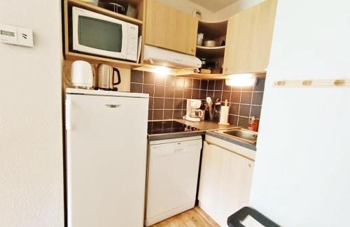Bagneres-de-Luchon Apartment | La Bicyclette, T2, wifi, parking, balcon, 4 personnes