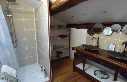 Coutras Bed & Breakfast | La Black Pearl, table d'hôte/fishing label accommodation/breakfast included