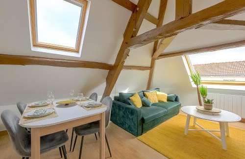 Marly-la-Ville Apartment | La Bodeguita : Roissy CDG, Parc Astérix, Parc Des Expositions