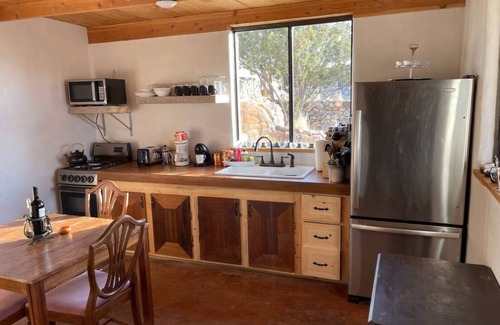 Abiquiu Cottage | La Bonita ~ Sweet Abiquiu Guest Cottage
