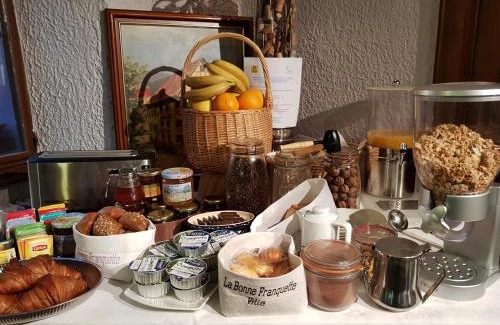 Ville Hotel | La Bonne Franquette